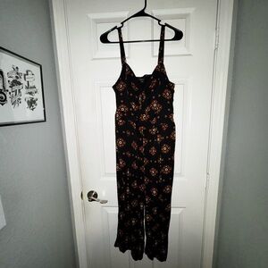 Torrid Black Floral Print Wide-Leg Jumpsuit Capri Length